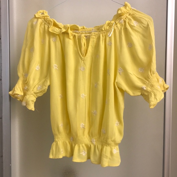 Love Tree Tops - Love tree- yellow peasant blouse